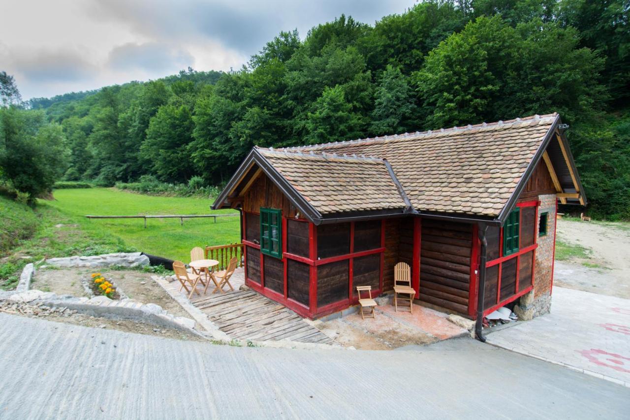 Vajat Tuk Villa Bajina Basta Kültér fotó